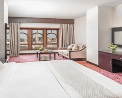 Taiba Front Hotel (Ex. Elaf Grand Al Majeedi)... thumbnail